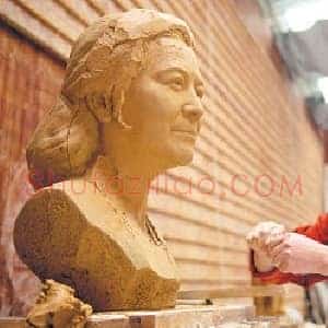石匠转行来做雕刻家