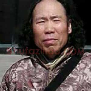 中国书画导航网首席油画家——艾小斌